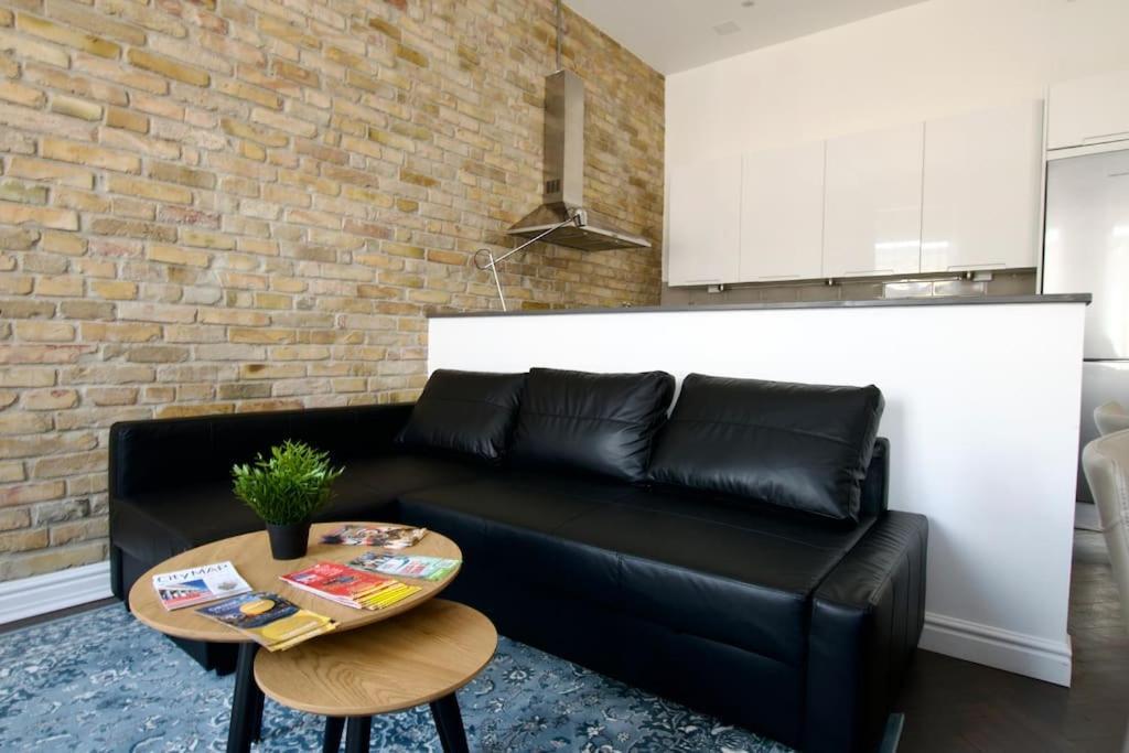 Premium Apartment By Hi5- Anker Apartment Budapesta Exterior foto